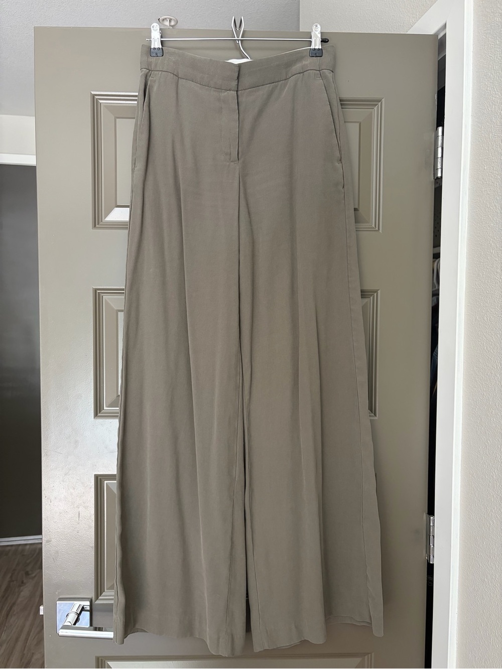 Ann Taylor Olive Green Wide Leg Pants